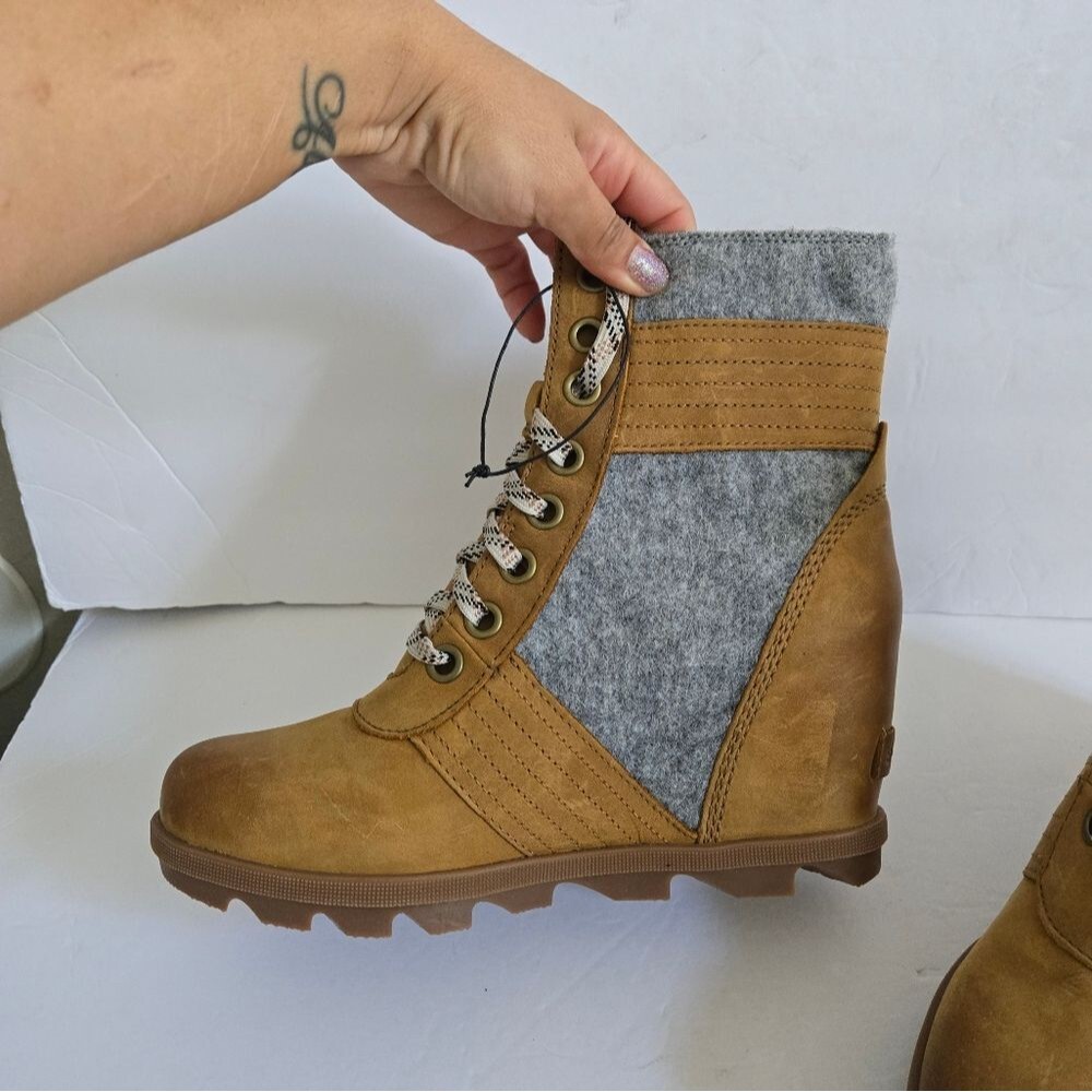 Sorel Lexie Wedge Felt Leather Lace Up Boots Size 9 - Picture 9 of 13